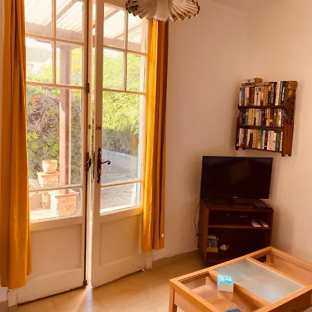 Sans Soucis Apartment *